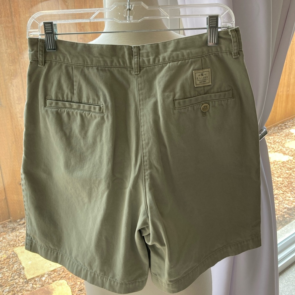 Vtg. Ralph Lauren Olive Green Cotton Bermuda Shorts 

Size 4 - Picture 2 of 6